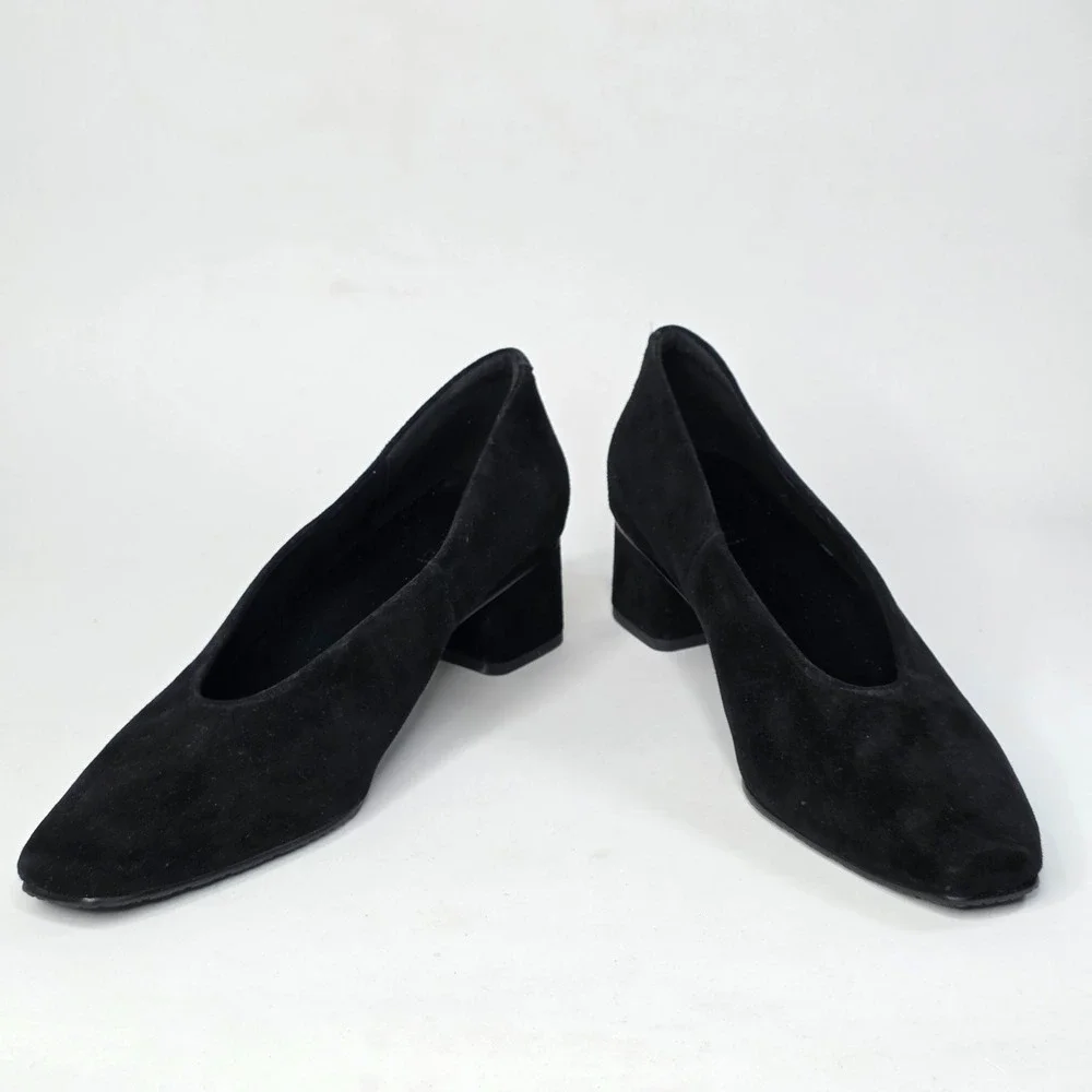Vaneli Solara Womens Heels Size 7.5 Black Suede Block Heel Slip On Classic Shoes